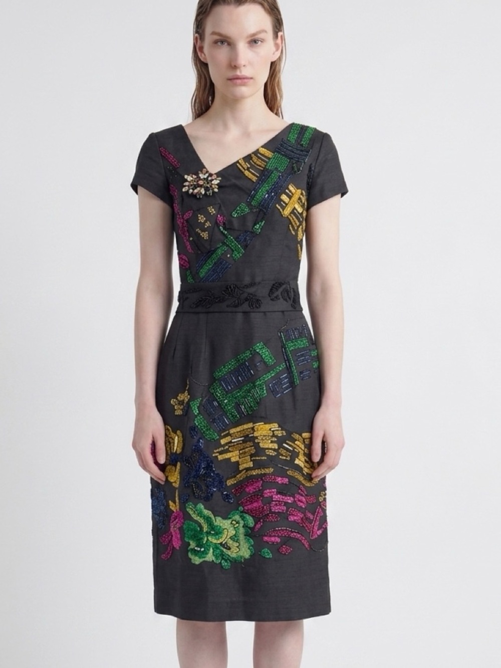 Oscar de la Renta Black Midi Dress with Multicolor Sequin Embroidery - Picture 3 of 14